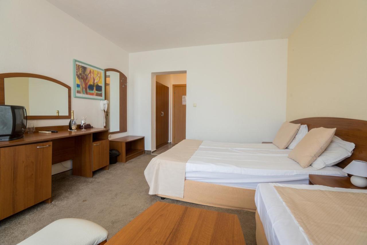 Perla Plaza Hotel بريمورسكو المظهر الخارجي الصورة