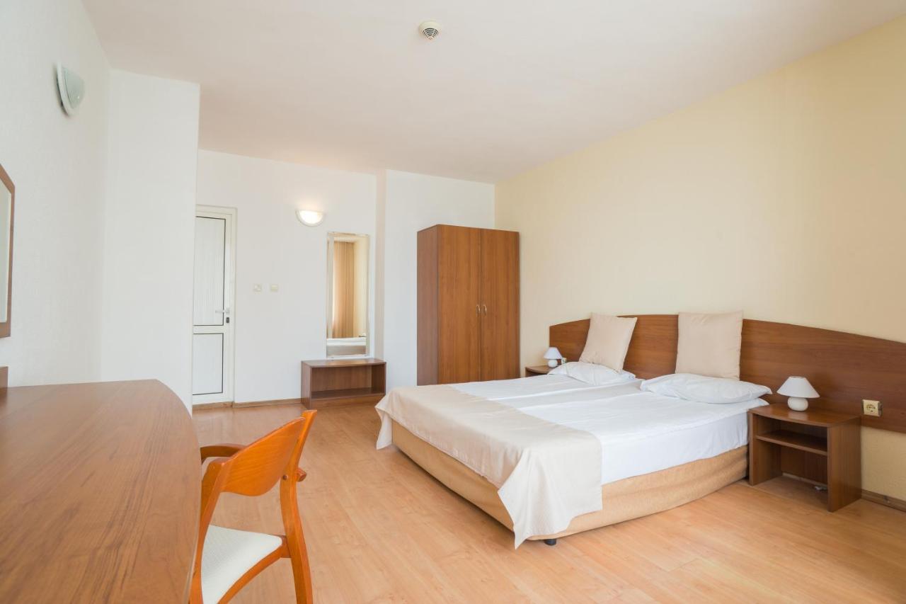 Perla Plaza Hotel بريمورسكو المظهر الخارجي الصورة