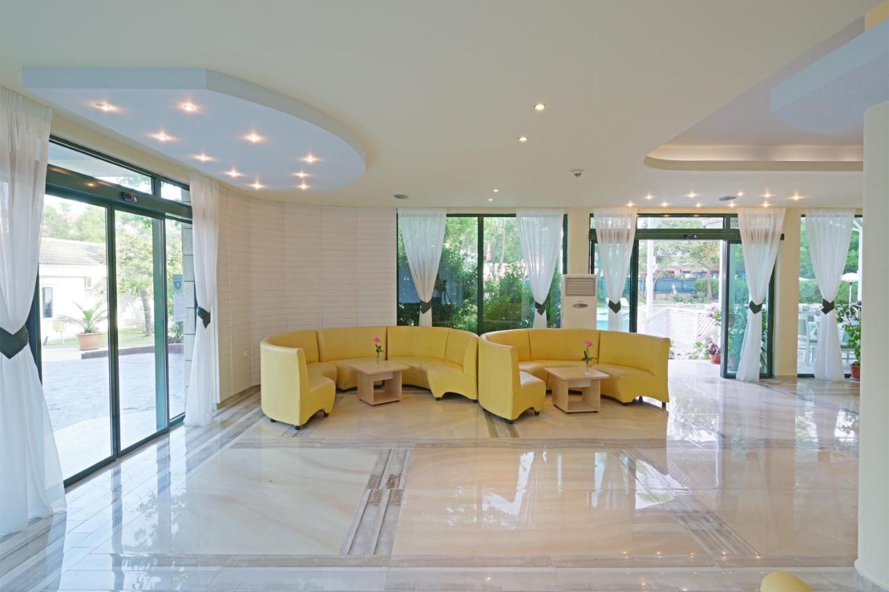 Perla Plaza Hotel بريمورسكو المظهر الخارجي الصورة
