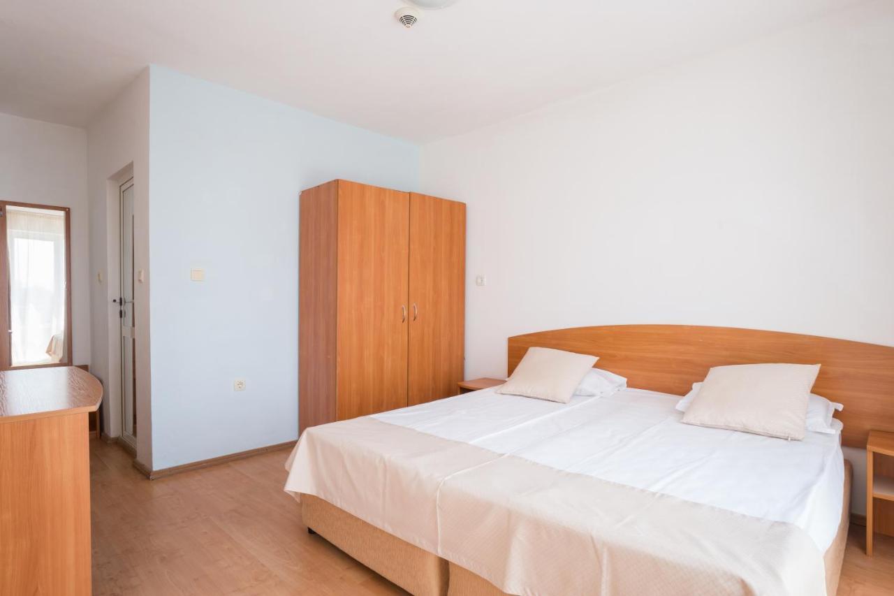Perla Plaza Hotel بريمورسكو المظهر الخارجي الصورة