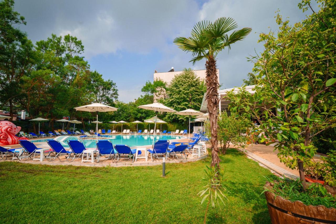 Perla Plaza Hotel بريمورسكو المظهر الخارجي الصورة